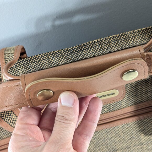 Samsonite Tweed Special Collection soft sided luggage suitcase, overnight bag - Picture 7 of 16